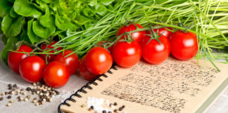 Pourquoi nos vieux carnets de recettes n’ont jamais eu autant de valeur