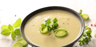 Soupe poireaux–pommes de terre : un classique réconfortant